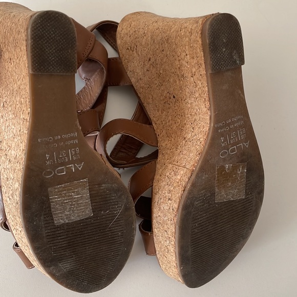 Aldo wedges - Picture 3 of 3